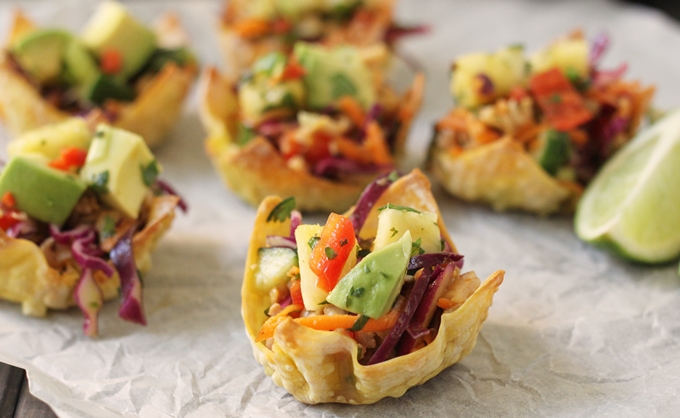 Thai Pork Salad Wonton Baskets