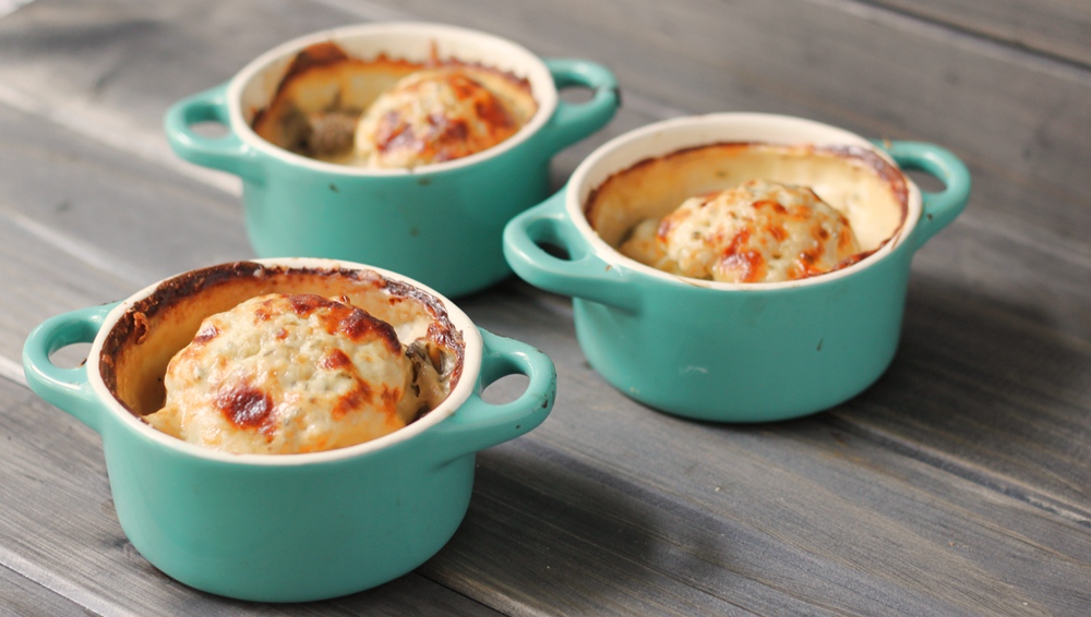 Whole Baby Cauliflower Cheese & Mushroom Bake